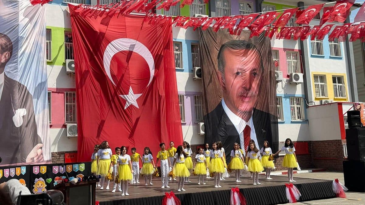 Bugün onların bayramı! Şanlıurfa’da miniklerden şölen