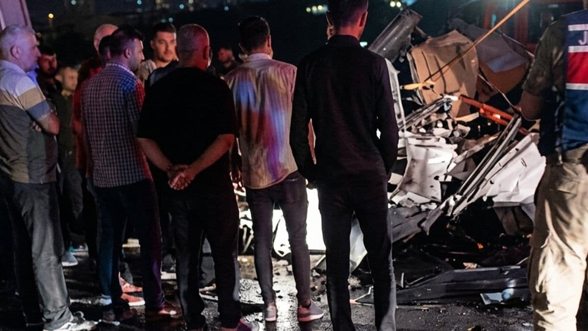 Şanlıurfa’da feci kaza! 3 tanker birbirine girdi