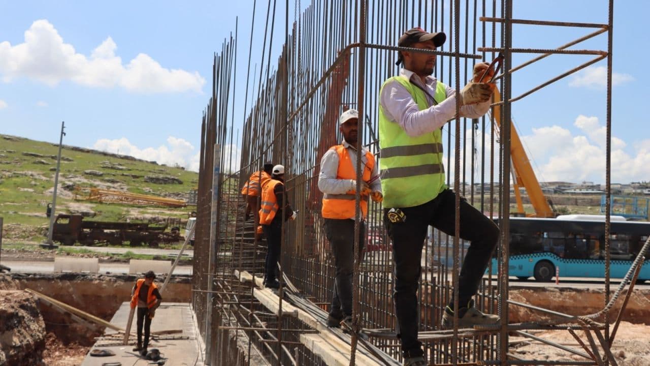 Evren Sanayi Köprülü Kavşağında Çalışmalar Devam Ediyor 
