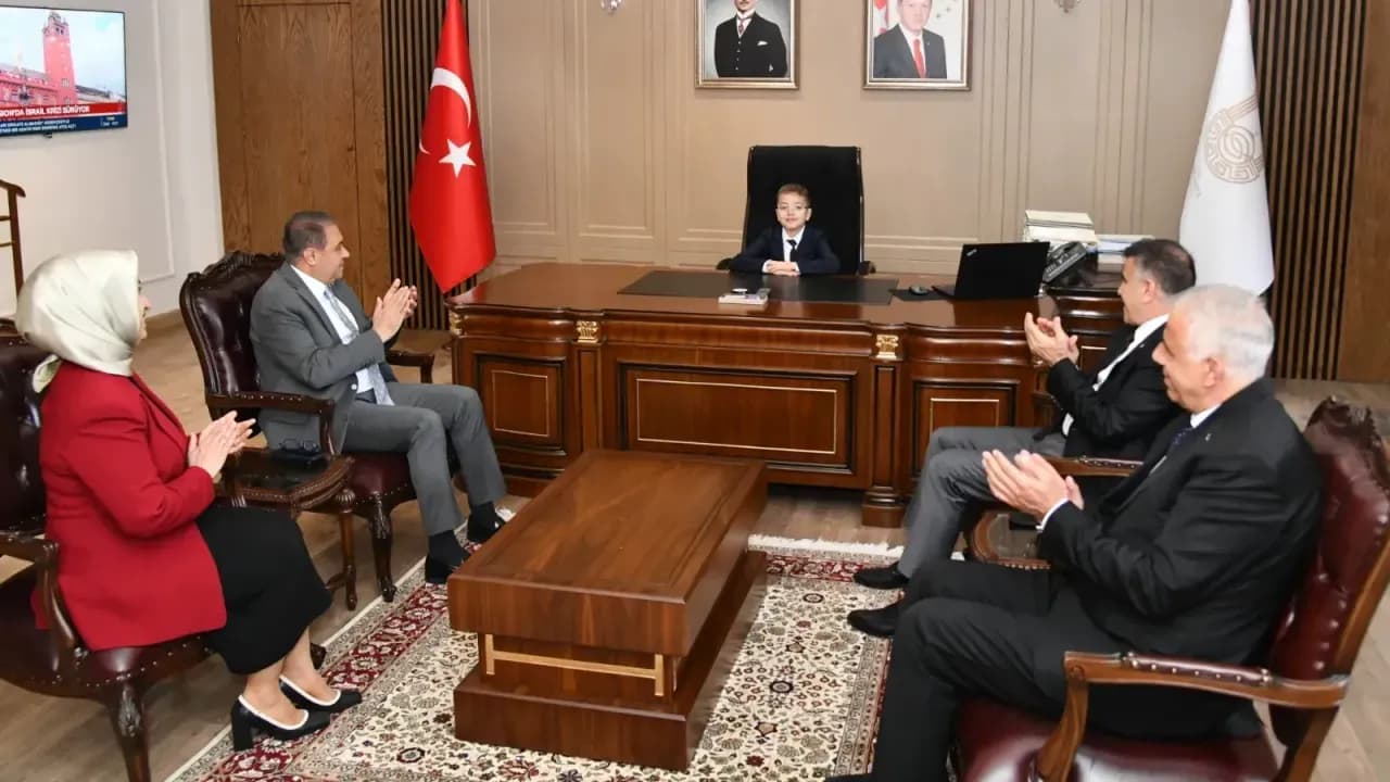 Koltuğa oturdu: Urfa'nın yeni valisi o oldu!