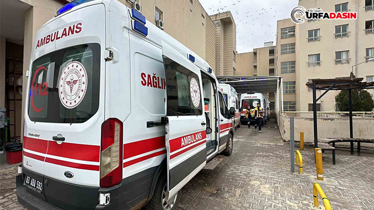 Şanlıurfa'da Otomobil, Kaldırımdaki Öğrencilere Çarptı: 2 Yaralı