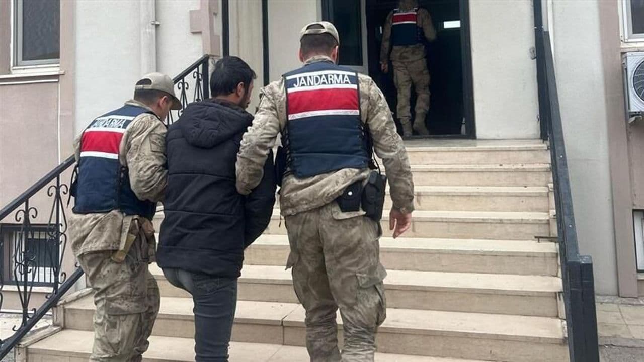 Karaköprü'de 4 Yıl Hapis Cezası Bulunan Hükümlü Yakalandı