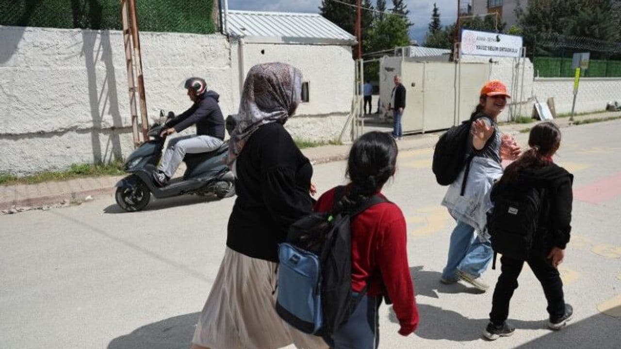 Silahlı saldırının yankıları devam ediyor: Adana'da panik!