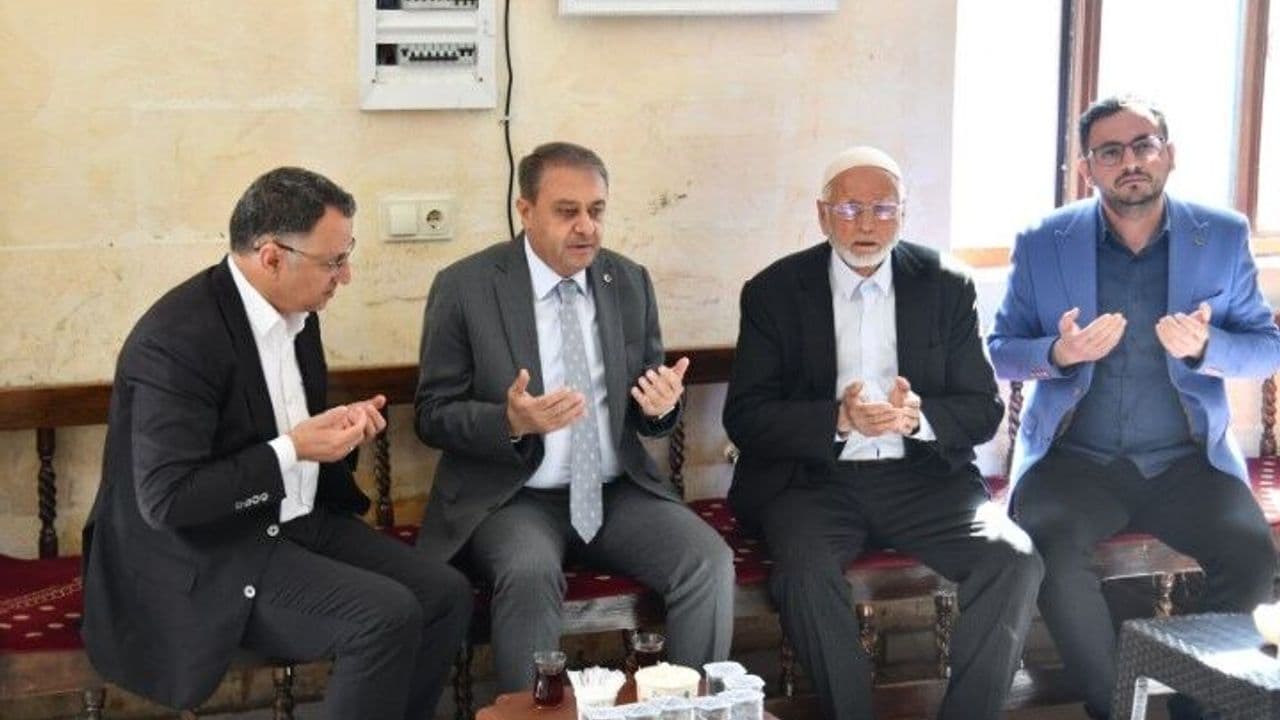 Vali Hasan Şıldak’tan Kaçar Ailesine Taziye Ziyareti