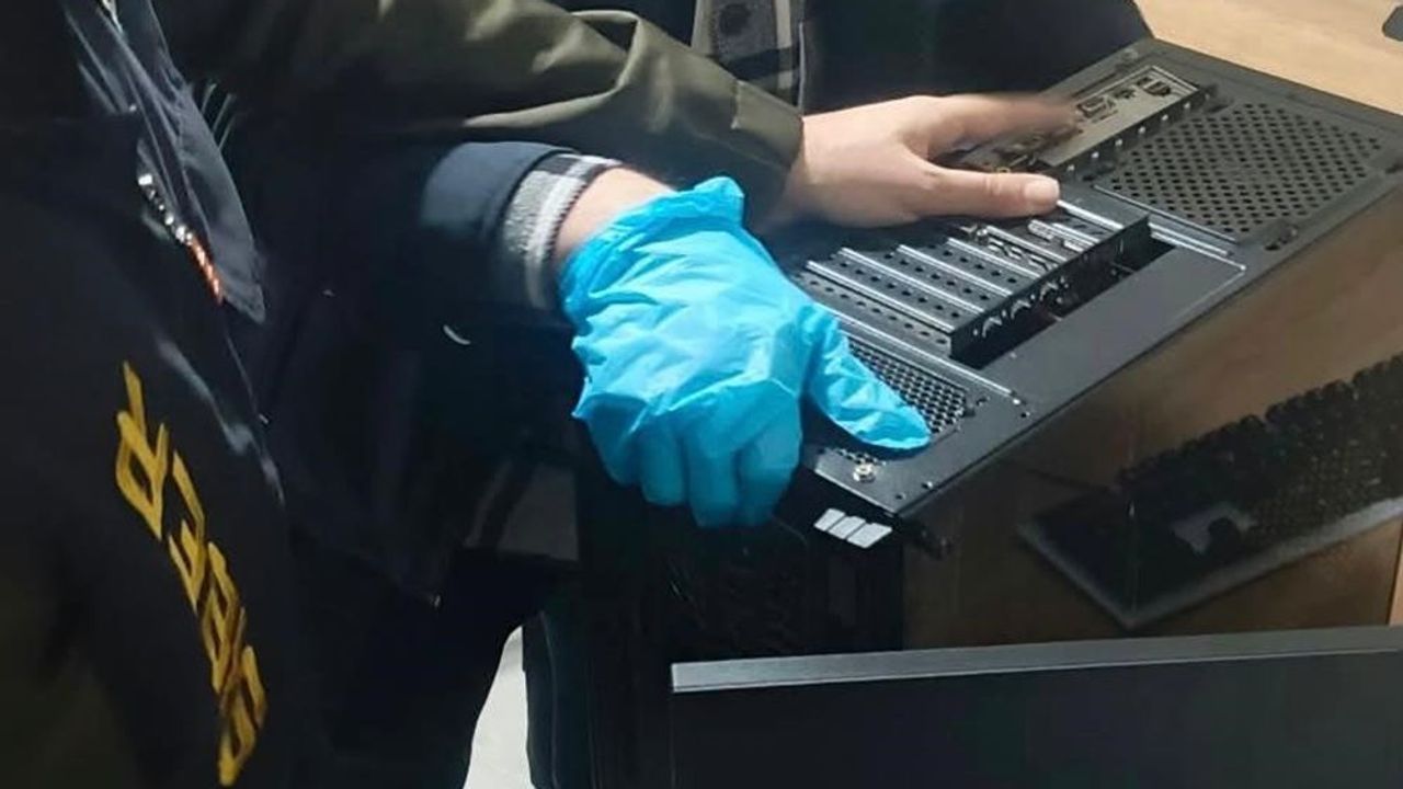 Maaşları bile kripto para ile ödeyen şebekenin Şanlıurfa ağına darbe: Çok sayıda şirkete kayyım atandı, gözaltılar var!