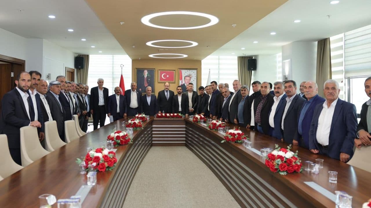 Başkan Gülpınar Suruç Bölgesi Muhtarları İle Bir Araya Geldi