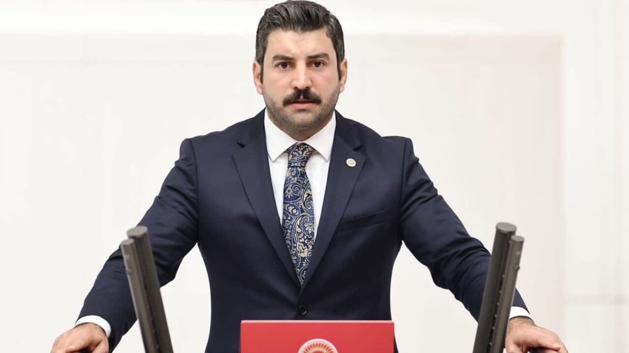 Şanlıurfalı Vekil Eyyüpoğlu'ndan Anız Yangını Uyarısı