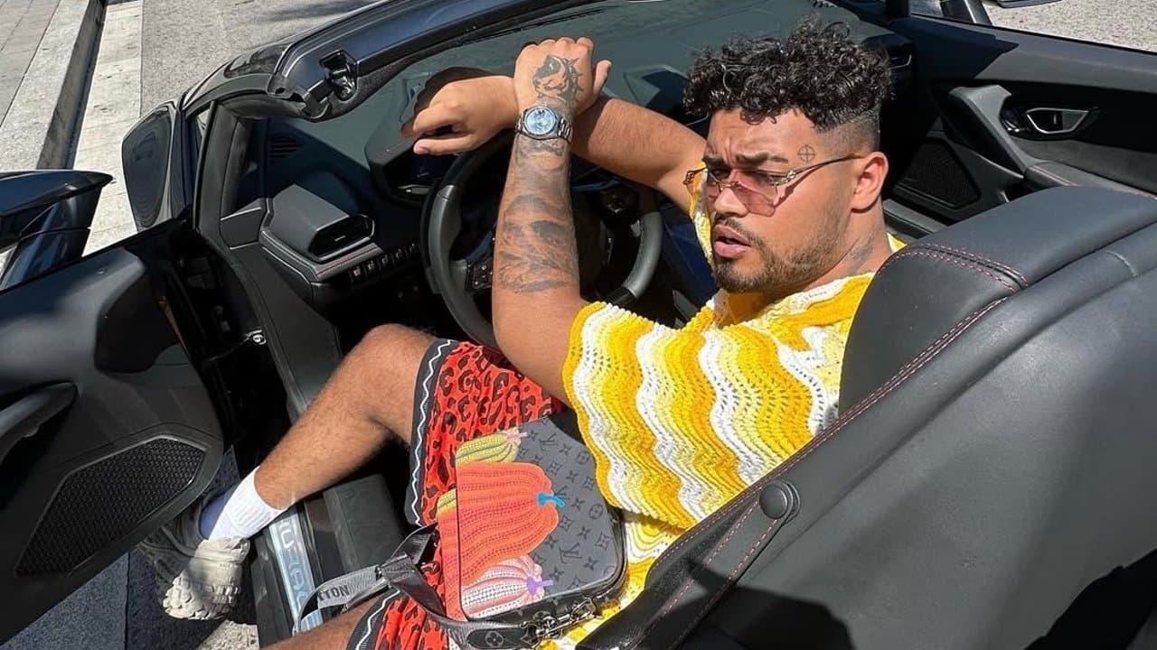 Ünlü Sanatçı Gelirini Şanlıurfa ve Kahramanmaraş’a Bağışladı