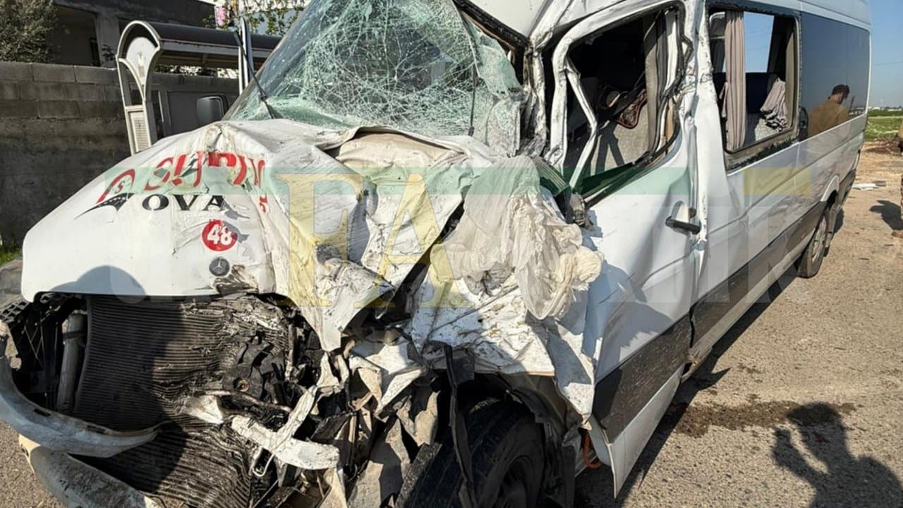 Şanlıurfa’da Feci Kaza: Sürücü Ağır Yaralandı